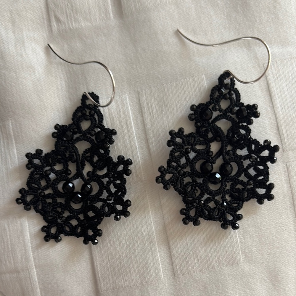 Elegant Black Lace Earrings